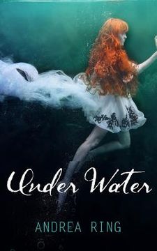 portada Under Water (en Inglés)
