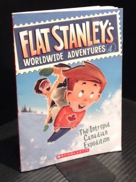 portada [Flat Stanley's Worldwide Adventures, Book 4: The Intrepid Canadian Expedition] [By: Sara Pennypacker]