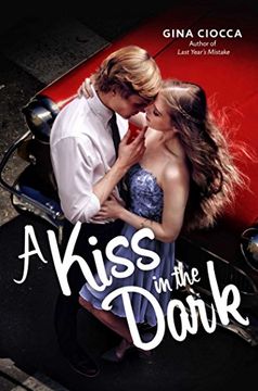 portada A Kiss in the Dark 