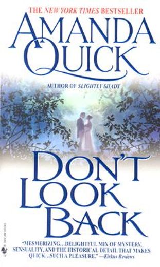 Don't Look Back (Lavinia Lake and Tobias March) (en Inglés)